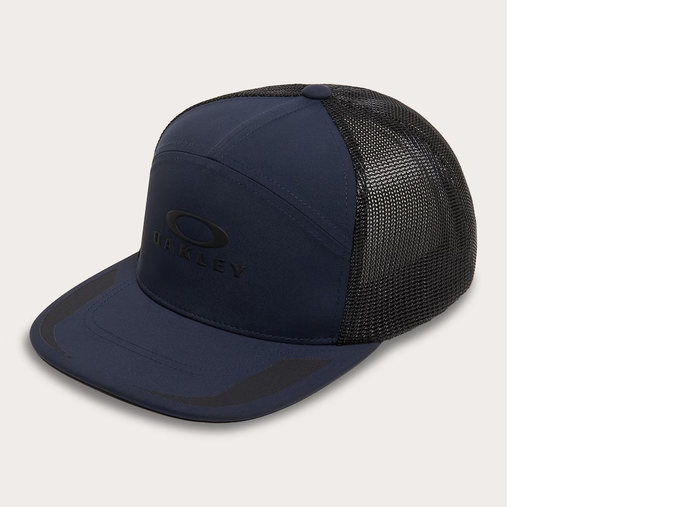 OAKLEY czapka ar nagu Podium Trucker ciemnoniebieska