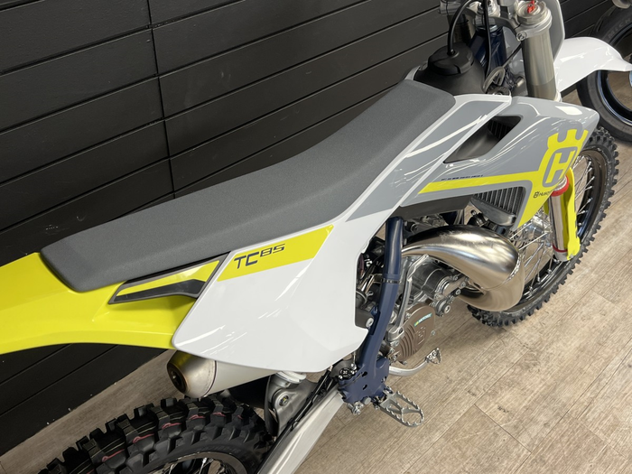 Pokrowiec na siedzenie HUSQVARNA TC 85 '23-'24 szary