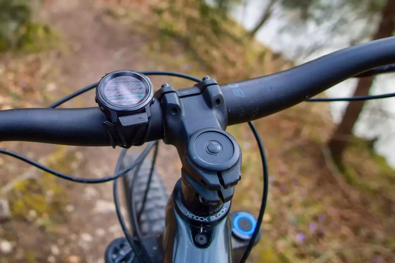 garmin-stiprinajumu-kopmpl-pagriezams-quickfit-quarter-turn-bike-mount
