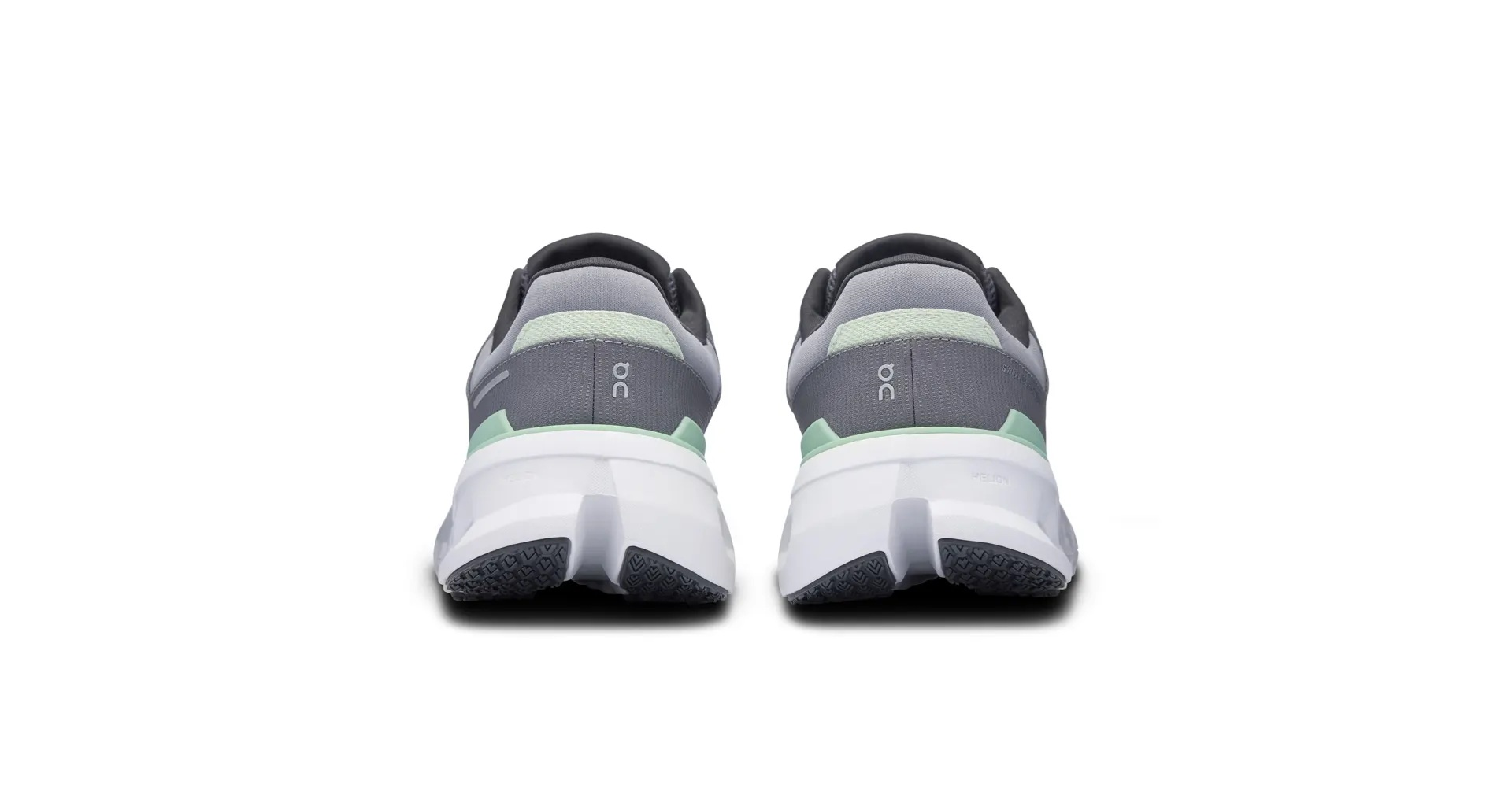 on-apavi-cloudrunner-2-grey-light-blue