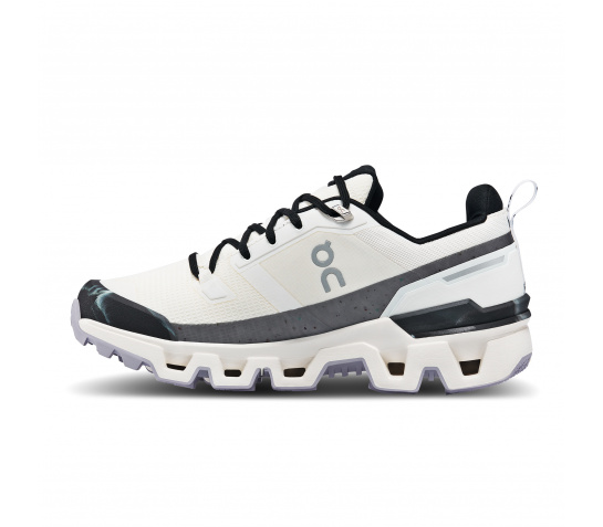 on-apavi-cloudwander-waterproof-w-white-black
