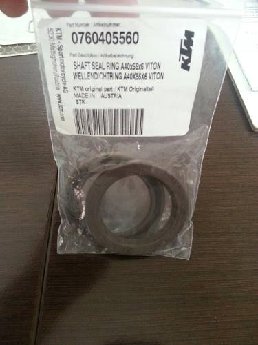 HUSQVARNA Compact Lock A40x55x6 Viton