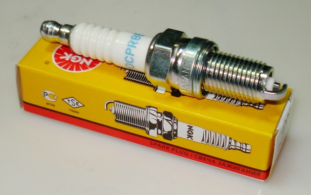 Candela NGK DCPR8E