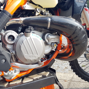 ec-aizsargs-izputeja-kolektoram-2t-std-husqvarna-250-300-14-16-extreme-carbon