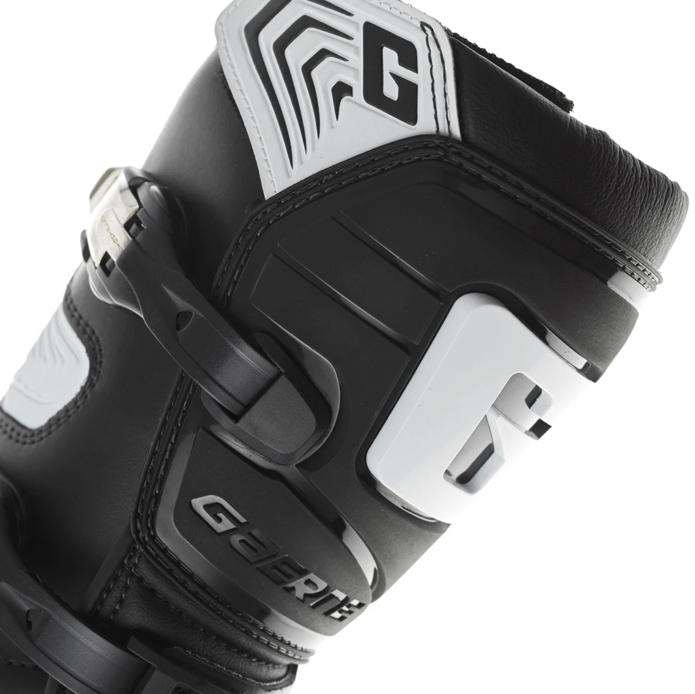 GAERNE saapad Balance Pro Tech mustad