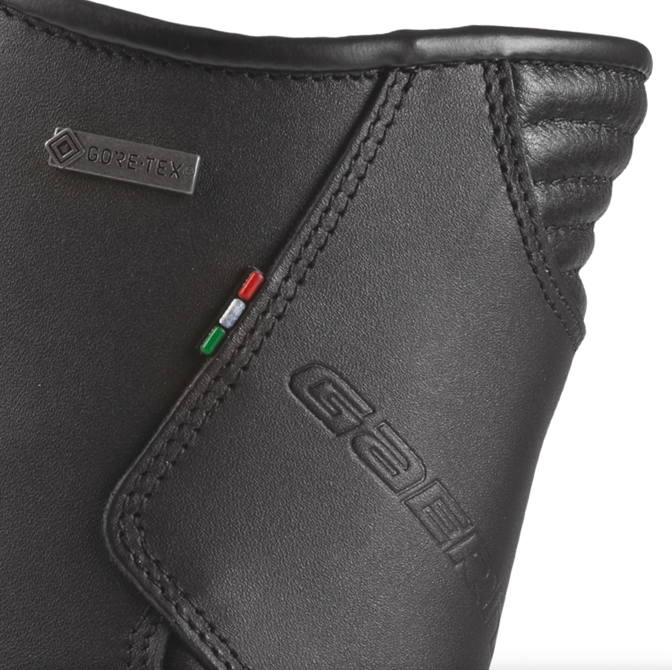 GAERNE Black Rose Gore-Tex saapad mustad