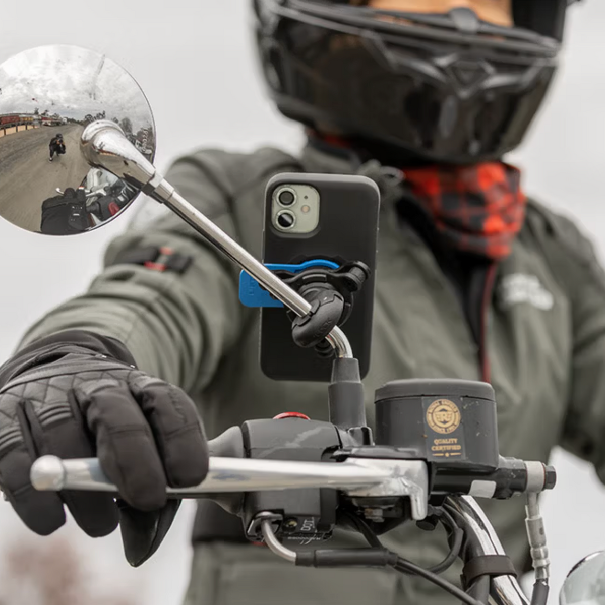 QUAD LOCK 360 Base morsetto per barra medio