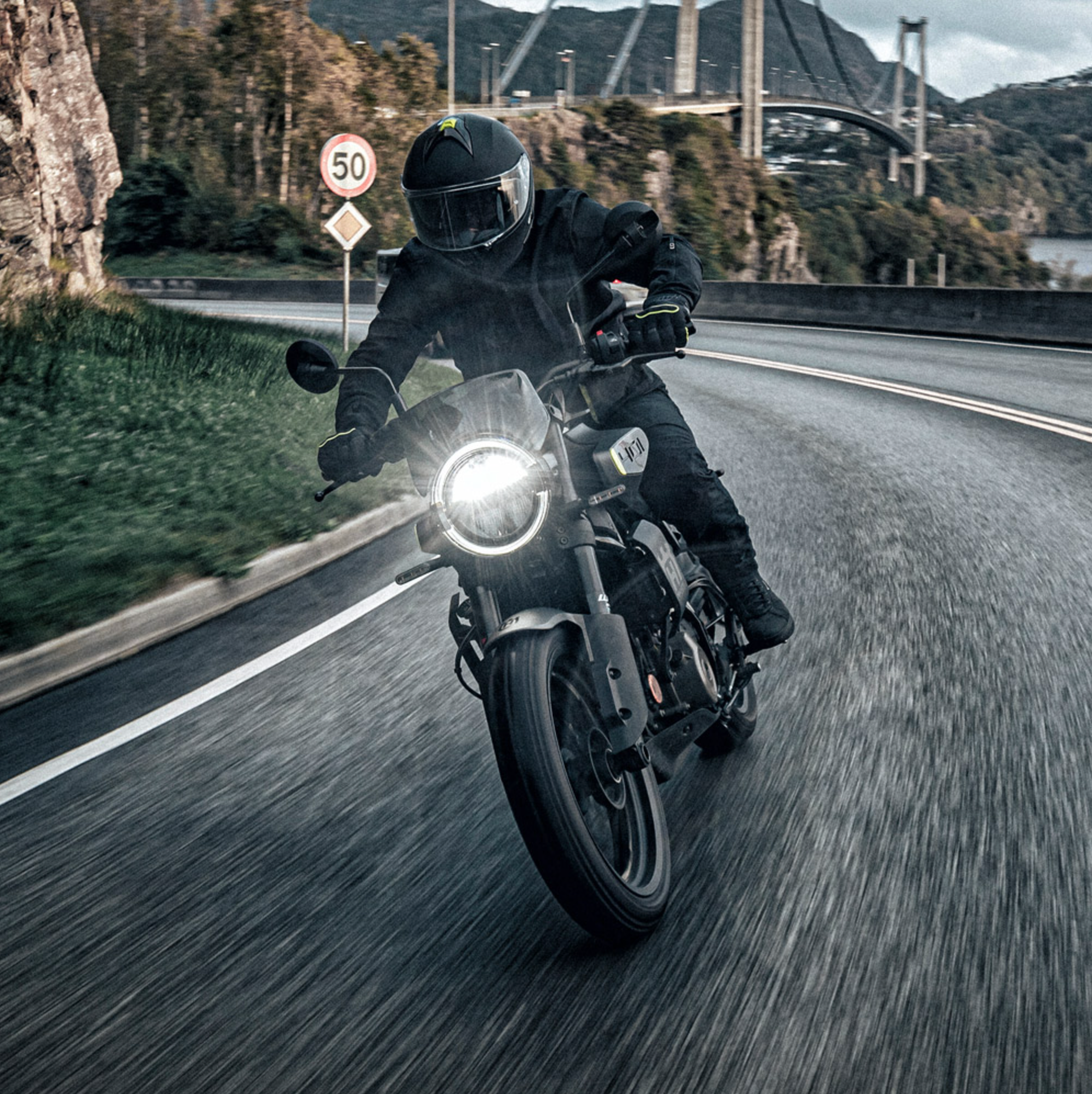 HUSQVARNA motorcycle Svartpilen 401 '26