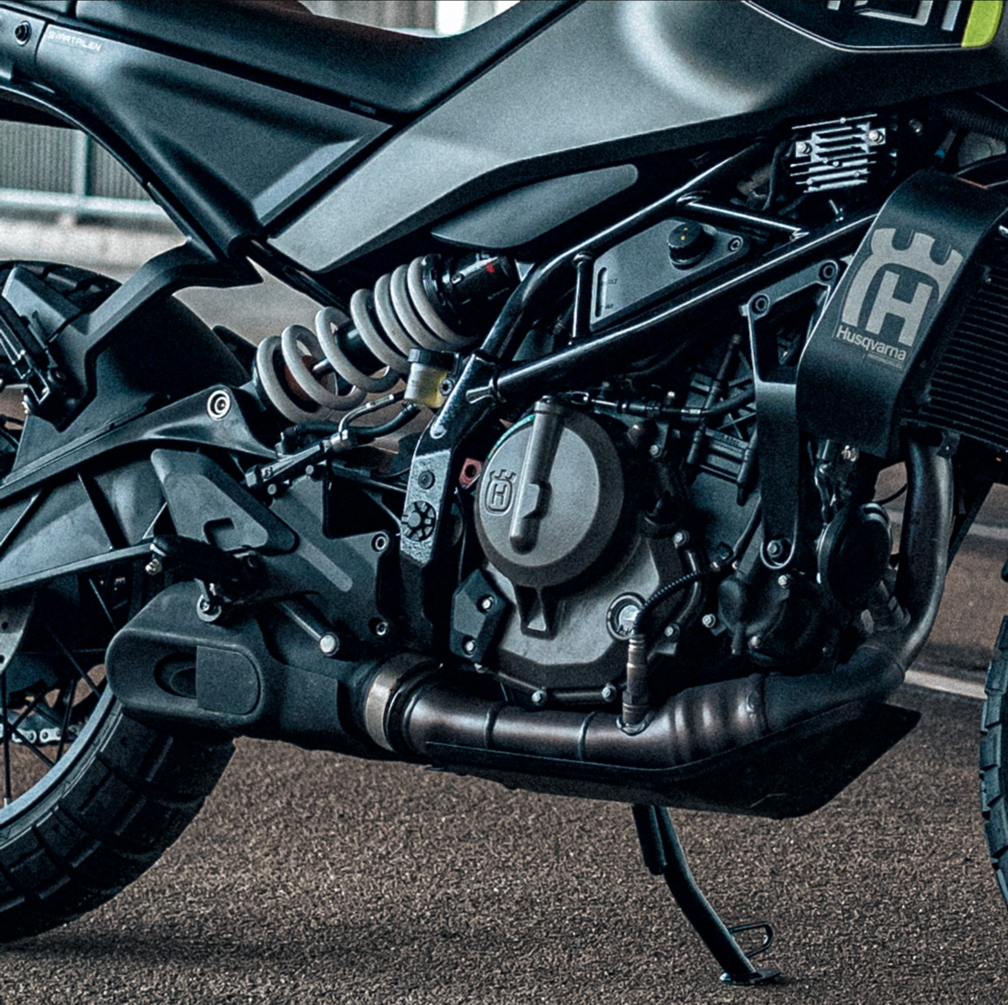 HUSQVARNA motorcycle Svartpilen 401 '26
