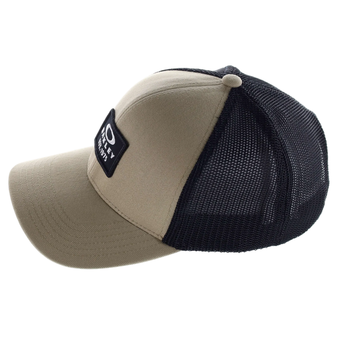 Cappellino OAKLEY Patch Trucker pebble