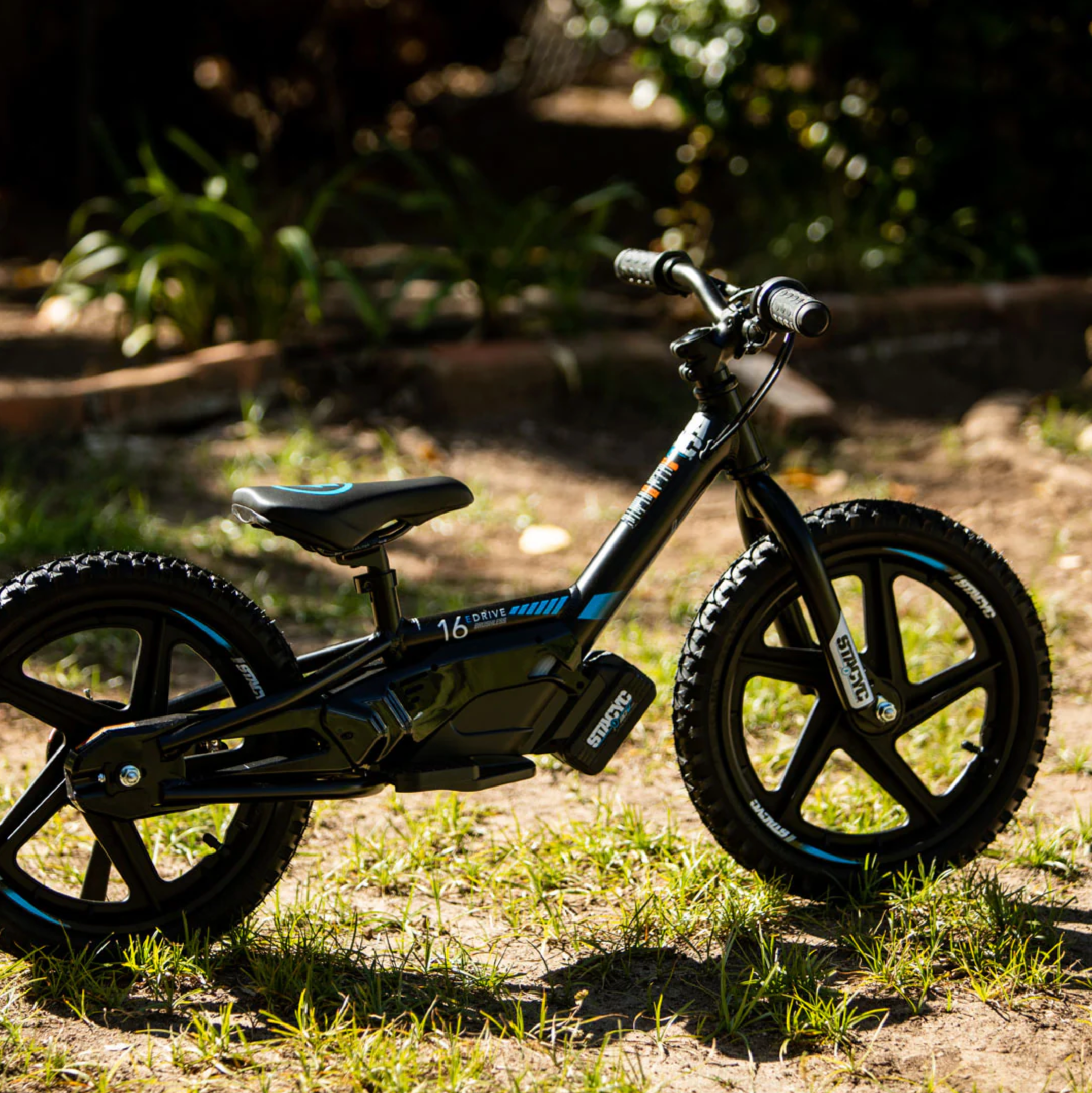 STACYC løbecykel 16 eDrive '25