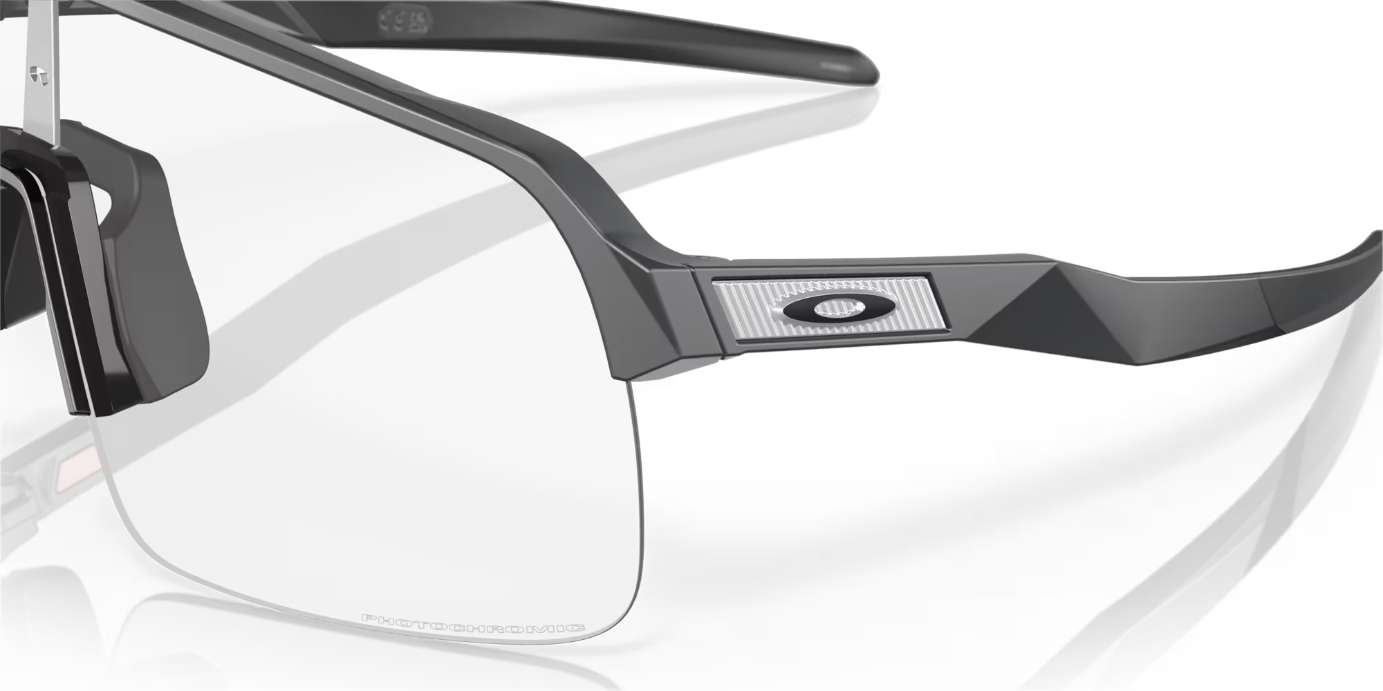 Lunettes OAKLEY Sutro Lite Sweep noir mat avec photochromique clair
